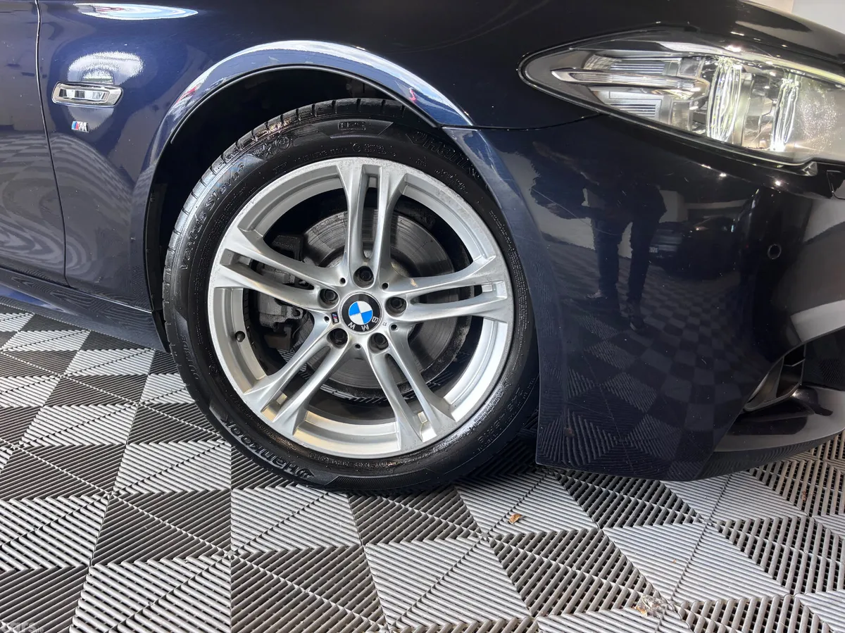 BMW 5-Series Estate, Diesel, 2015, Blue