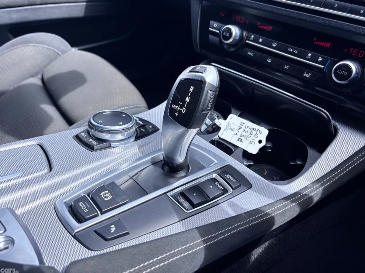 BMW 5-Series Estate, Diesel, 2015, Blue