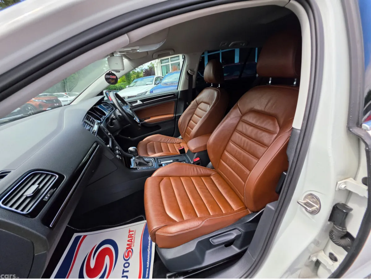 Volkswagen Golf Estate, Petrol, 2015, White