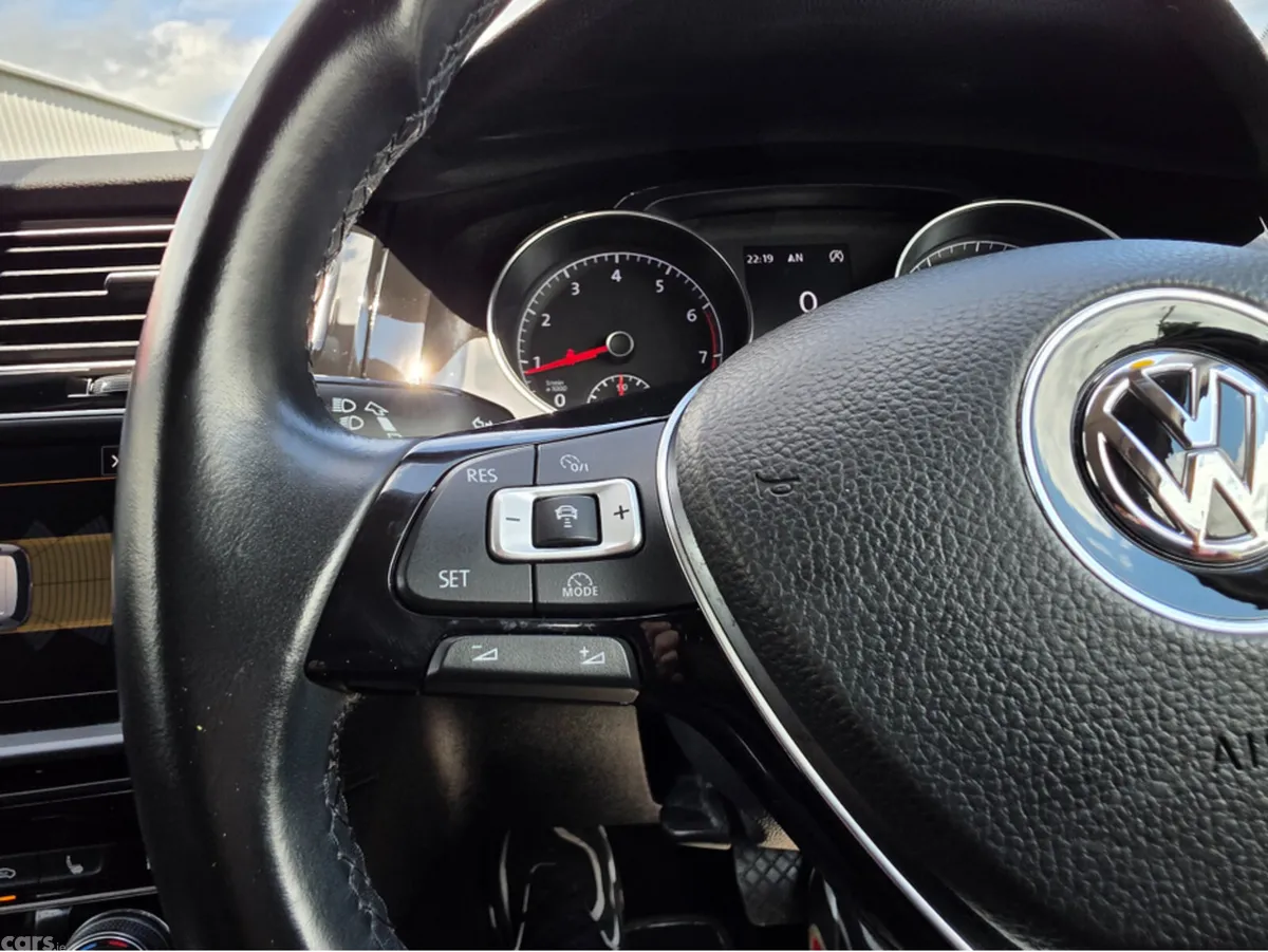 Volkswagen Golf Estate, Petrol, 2015, White