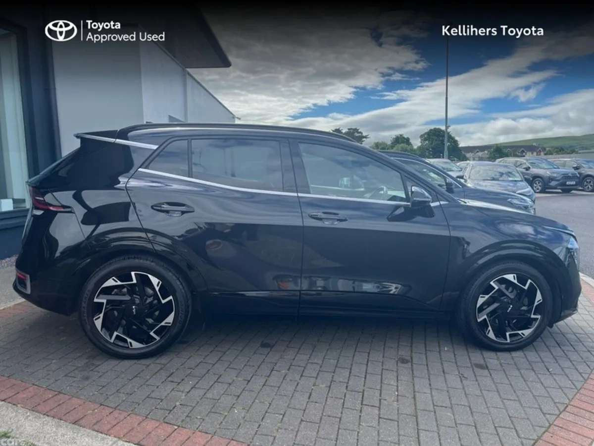 Kia Sportage MPV, Diesel Hybrid, 2023, Black