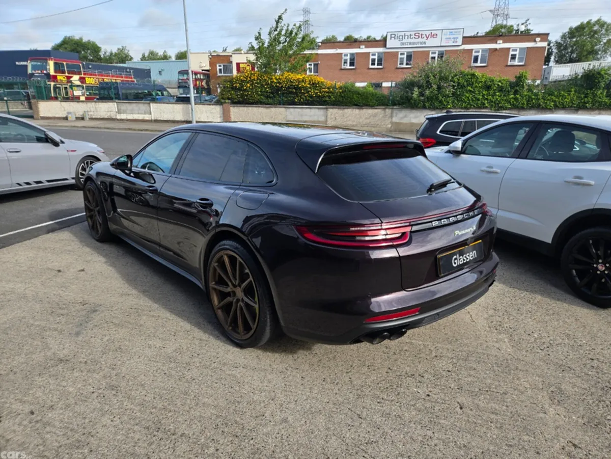 Porsche Panamera Estate, Petrol Plug-in Hybrid, 2020, Purple