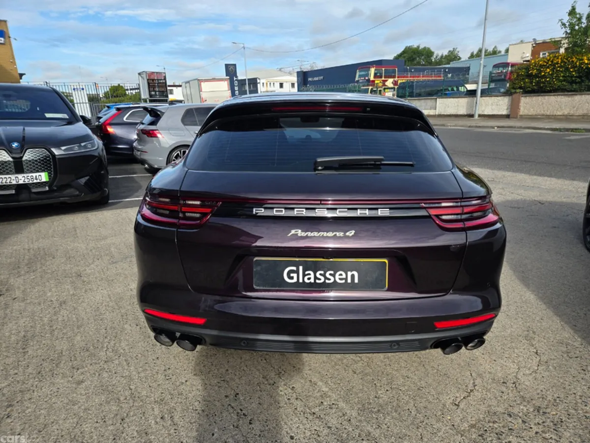 Porsche Panamera Estate, Petrol Plug-in Hybrid, 2020, Purple