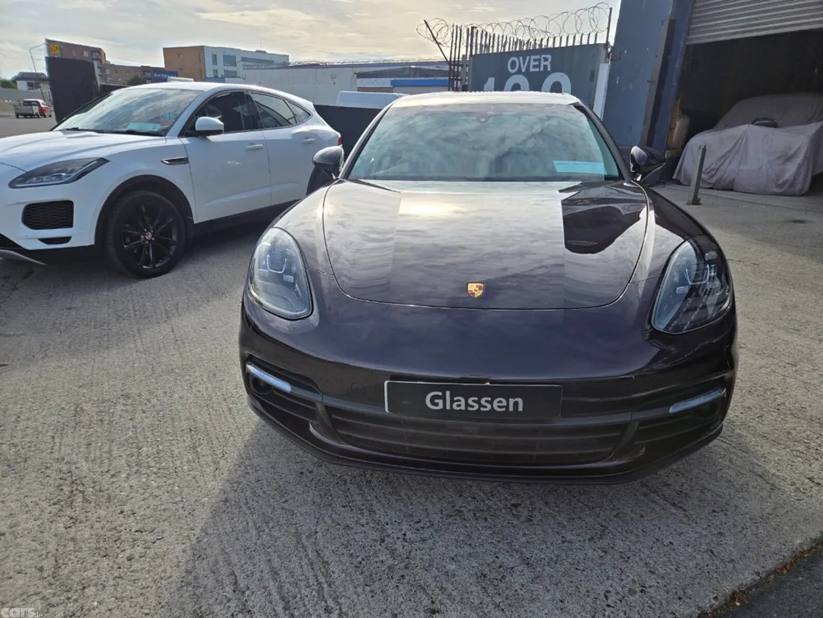 Porsche Panamera Estate, Petrol Plug-in Hybrid, 2020, Purple