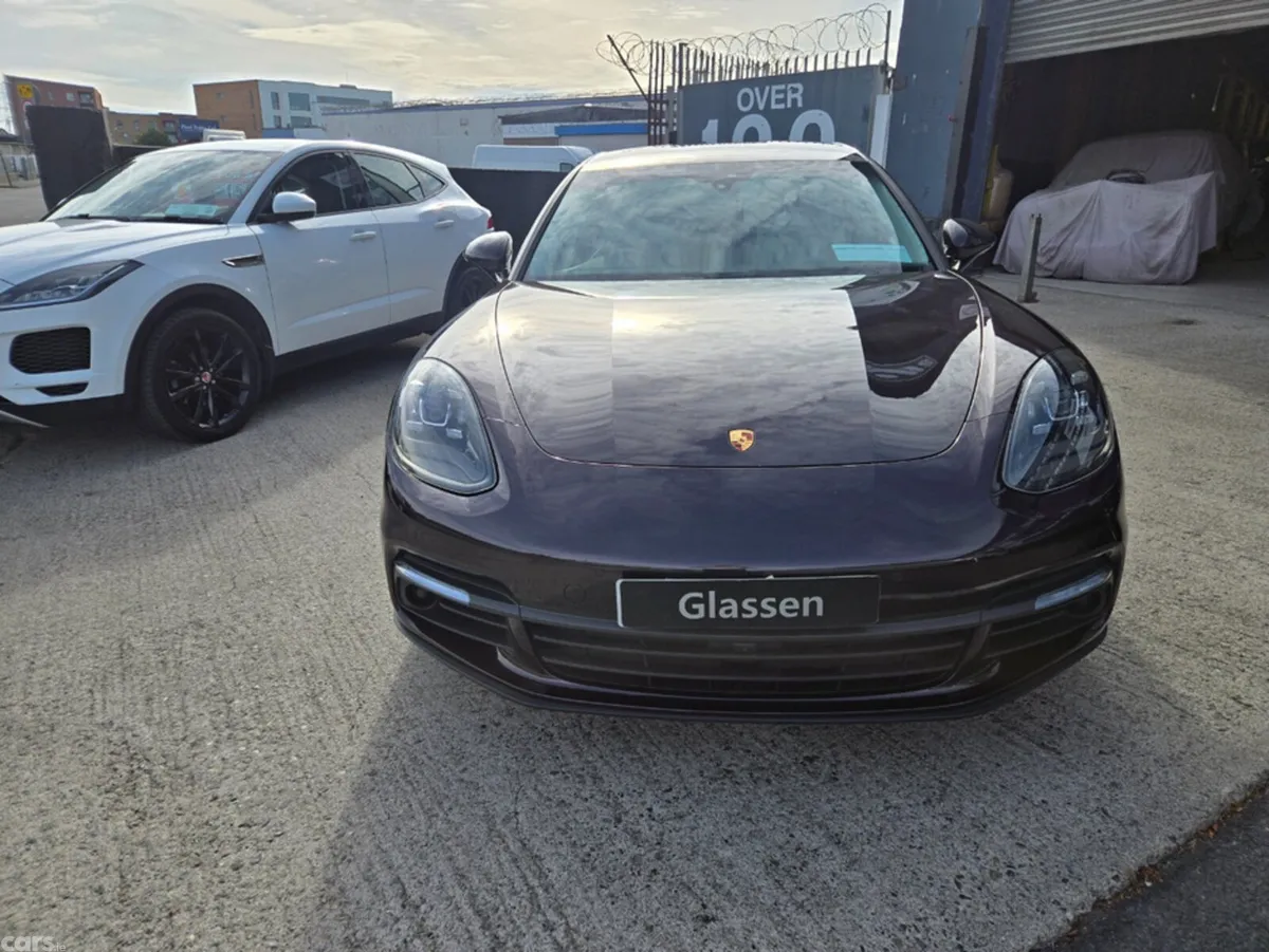Porsche Panamera Estate, Petrol Plug-in Hybrid, 2020, Purple