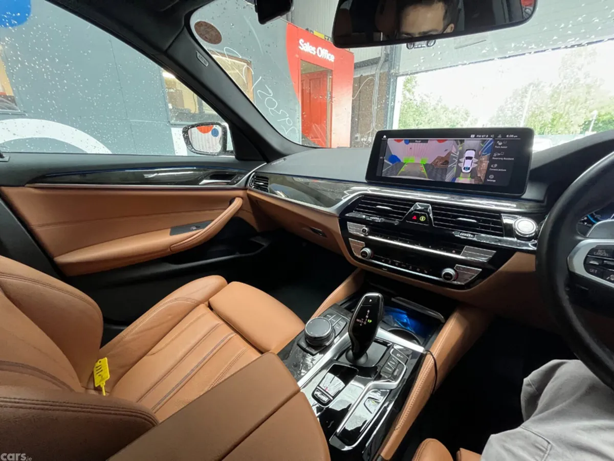BMW 5-Series Saloon, Petrol Plug-in Hybrid, 2022, White