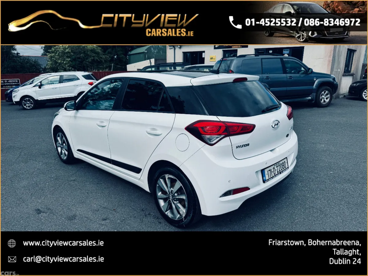 Hyundai i20 Hatchback, Petrol, 2017, White