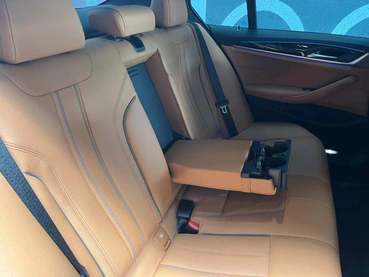 BMW 5-Series Saloon, Petrol Plug-in Hybrid, 2022, White