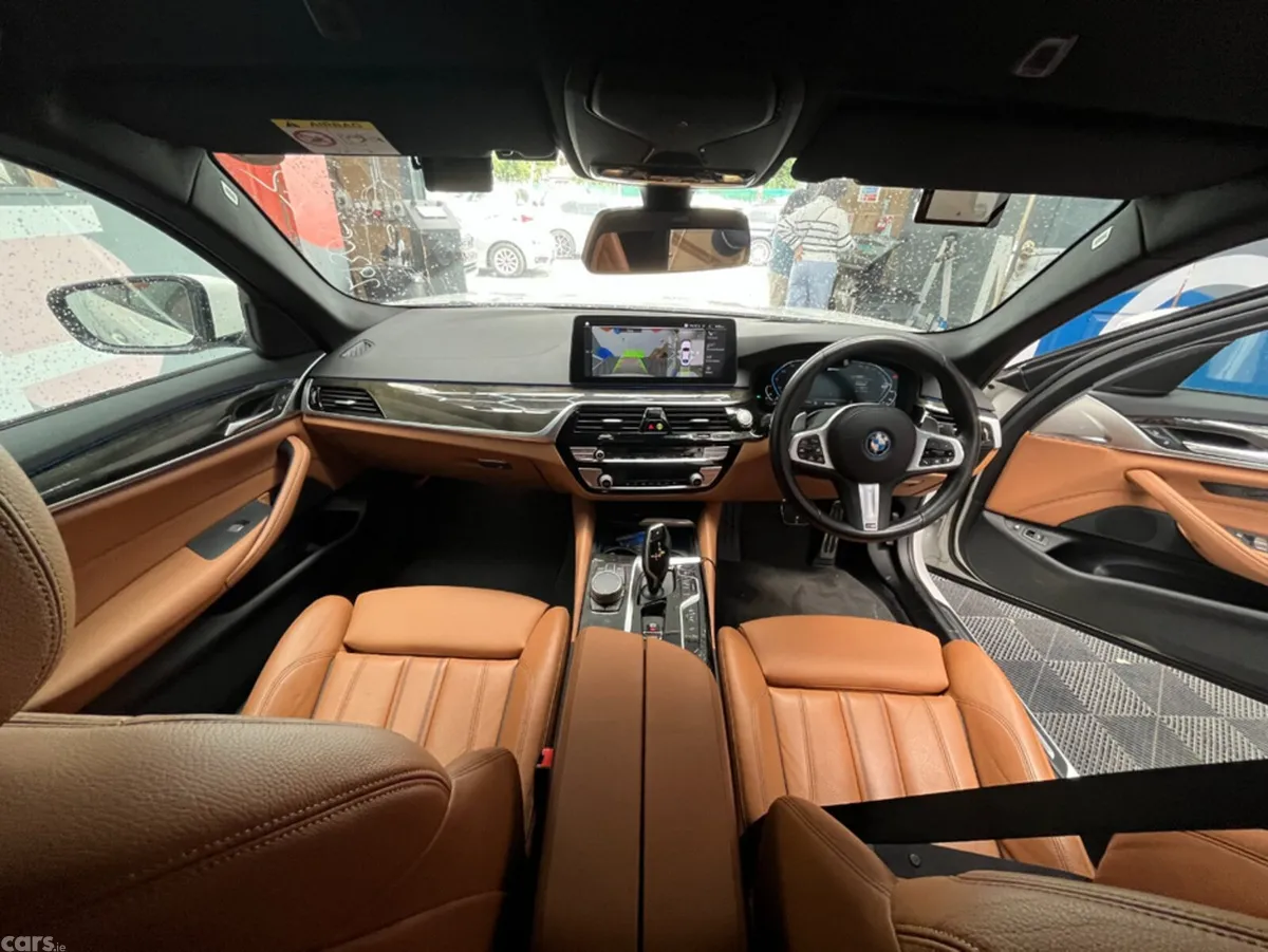 BMW 5-Series Saloon, Petrol Plug-in Hybrid, 2022, White