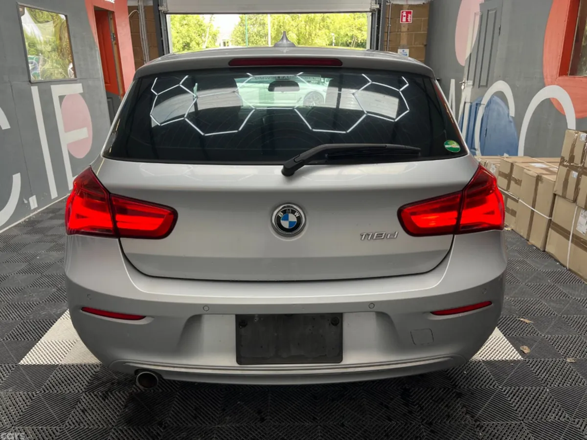 BMW 1-Series Hatchback, Diesel, 2017, Silver