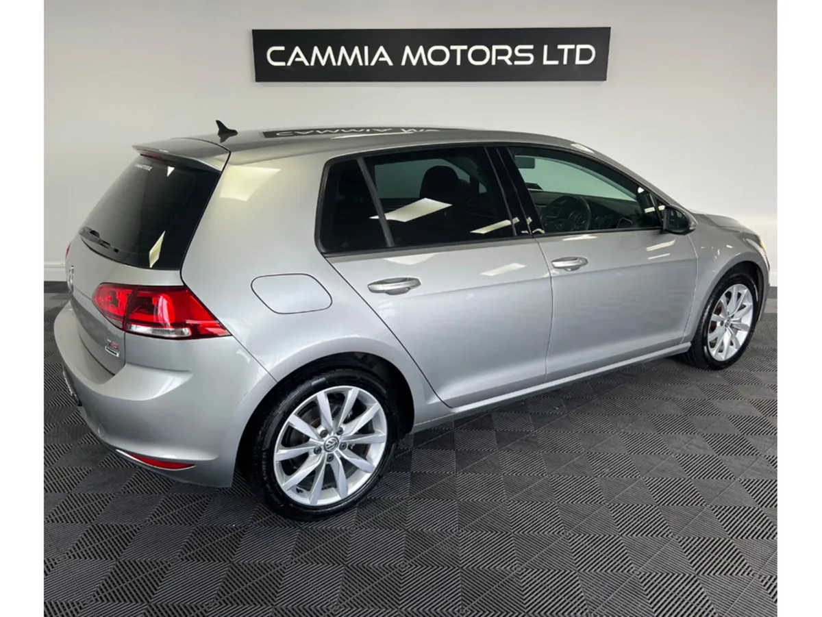 Volkswagen Golf Hatchback, Petrol, 2015, Grey