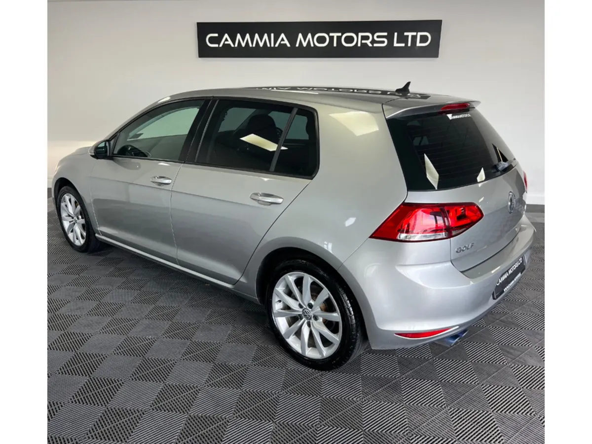Volkswagen Golf Hatchback, Petrol, 2015, Grey