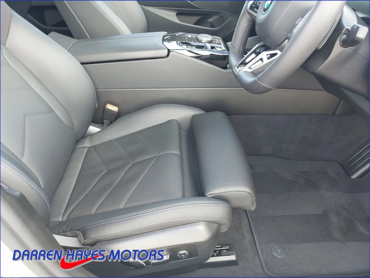 BMW 5-Series Saloon, Petrol Plug-in Hybrid, 2025, White