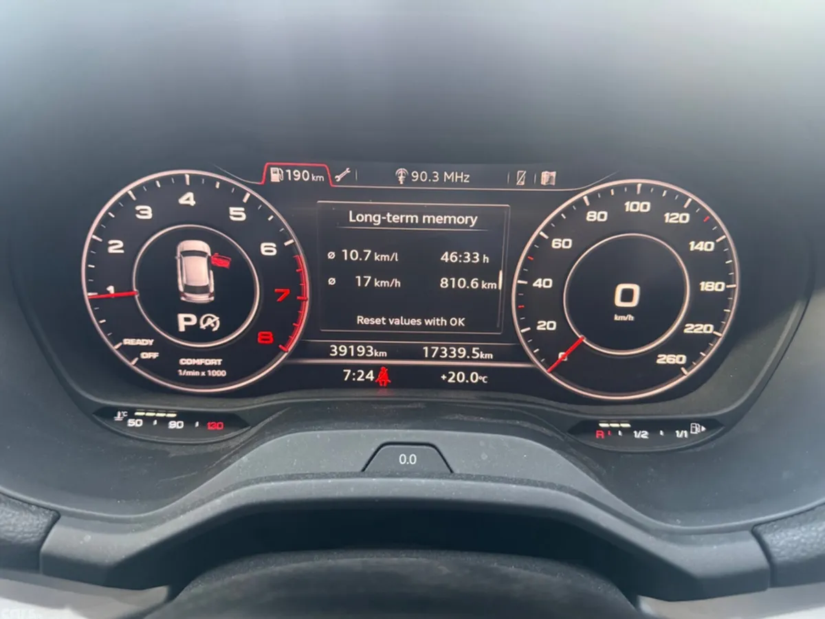 Audi Q2 SUV, Petrol, 2019, White