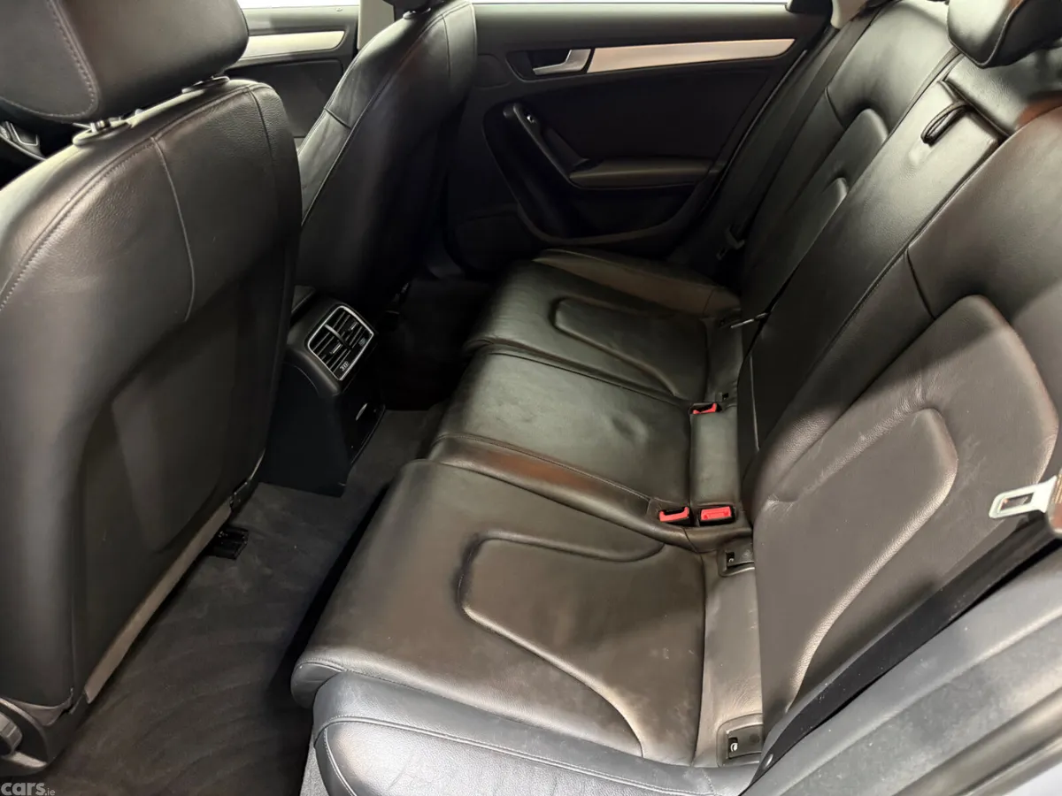 Audi A4 Estate, Diesel, 2015, Silver