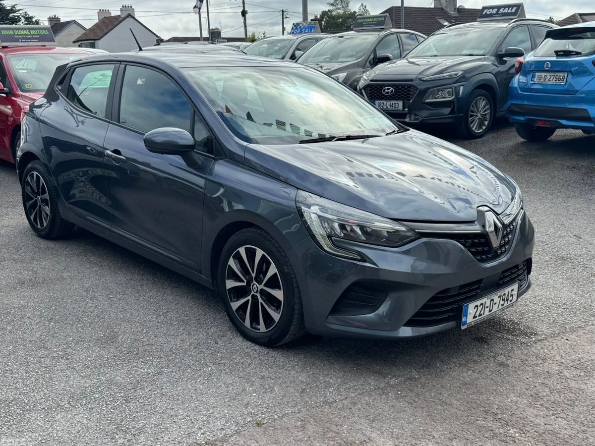 Renault Clio Hatchback, Petrol, 2022, Grey