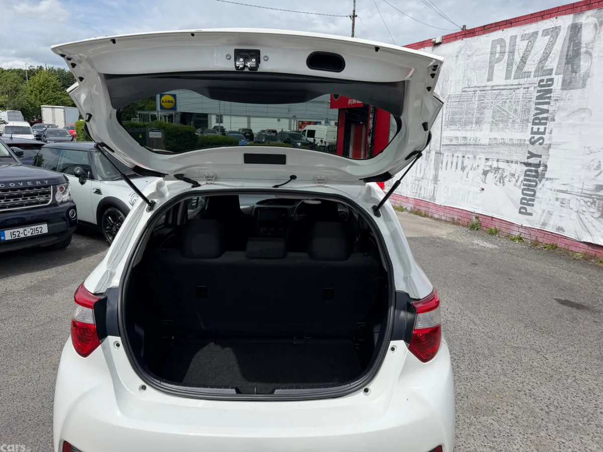 Toyota Vitz Hatchback, Petrol, 2018, White