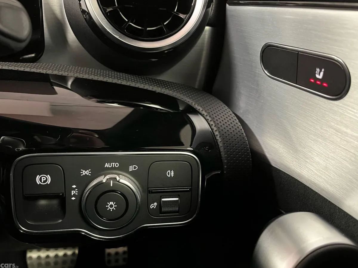 Mercedes-Benz A-Class Hatchback, Diesel, 2019, Red