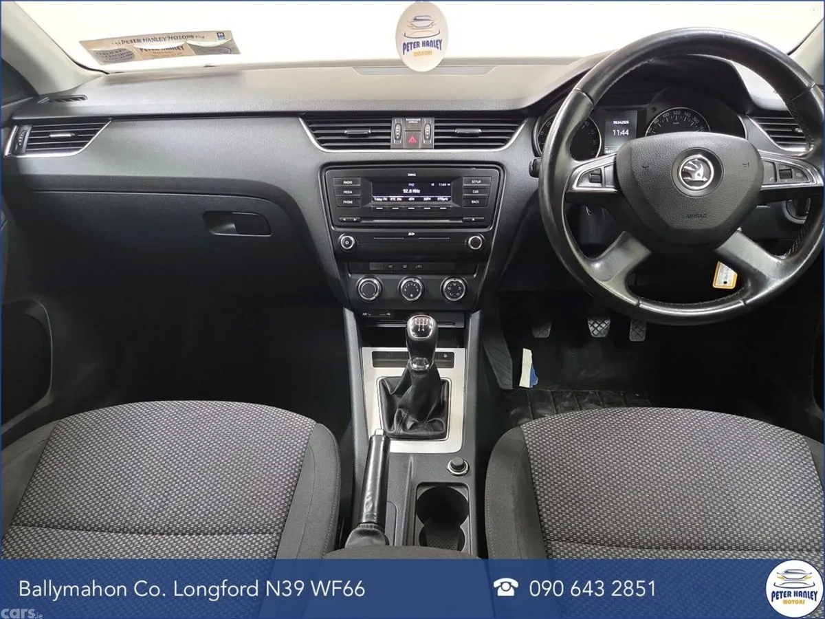 Skoda Octavia Saloon, Diesel, 2013, Black