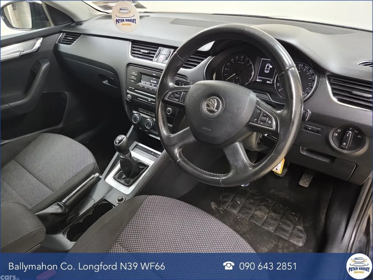 Skoda Octavia Saloon, Diesel, 2013, Black