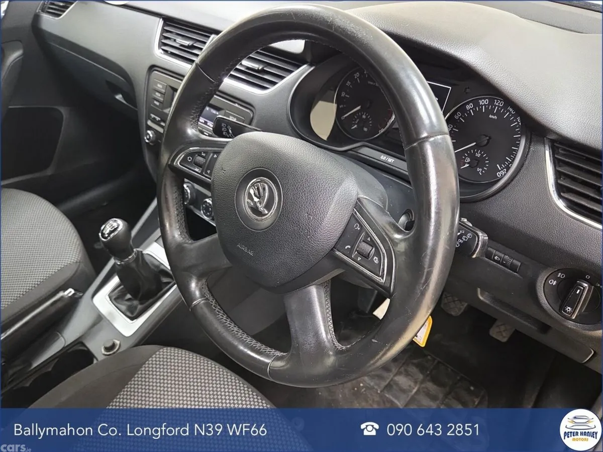Skoda Octavia Saloon, Diesel, 2013, Black