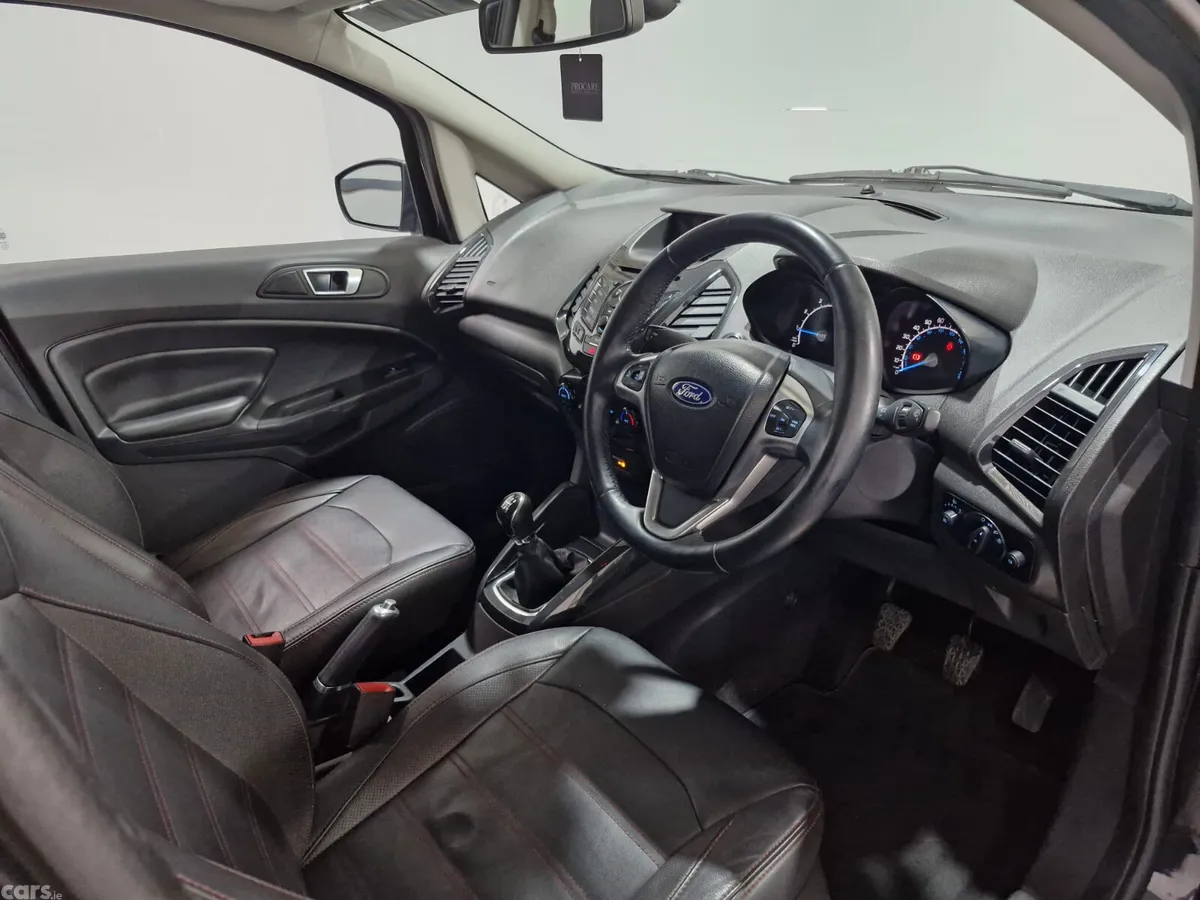 Ford EcoSport SUV, Petrol, 2015, Black