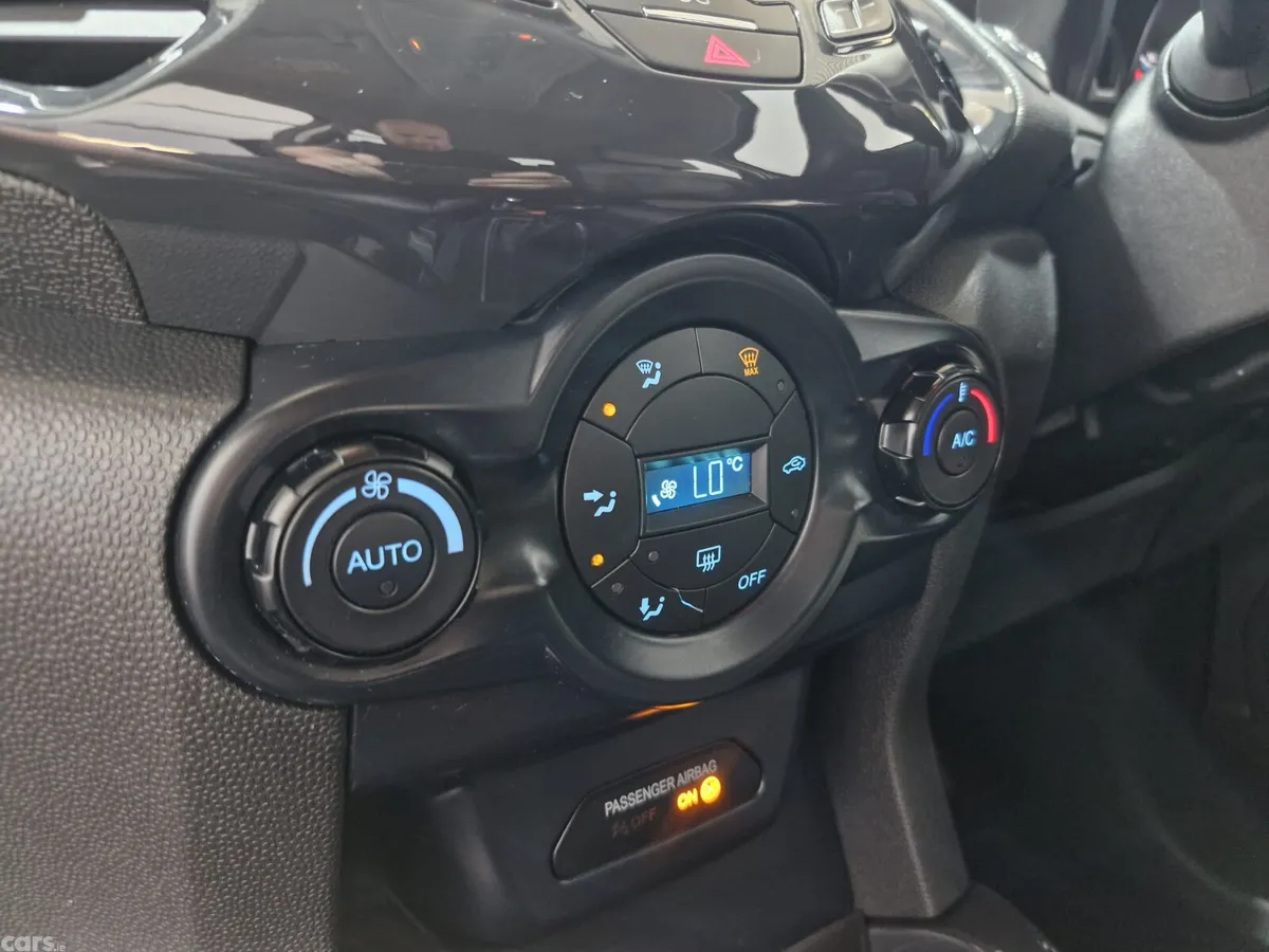 Ford EcoSport SUV, Petrol, 2015, Black
