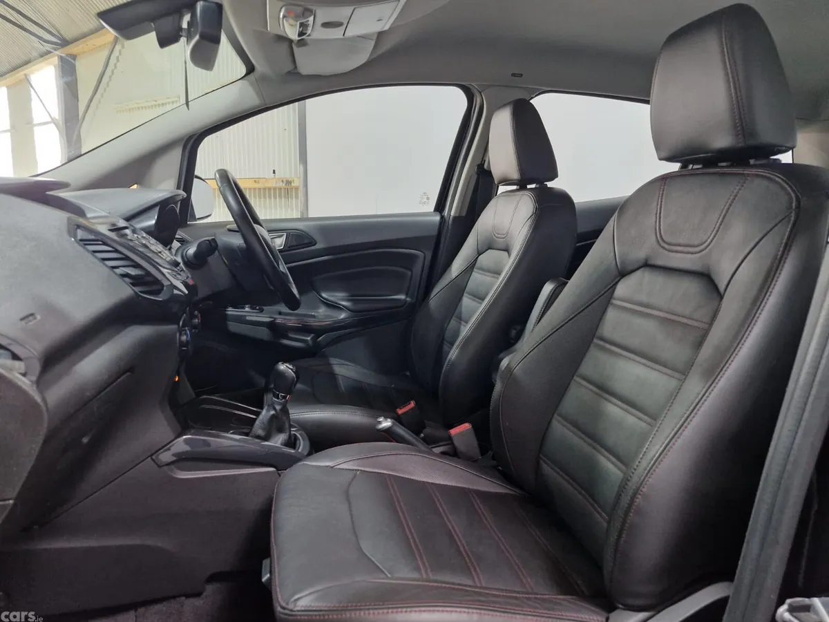 Ford EcoSport SUV, Petrol, 2015, Black