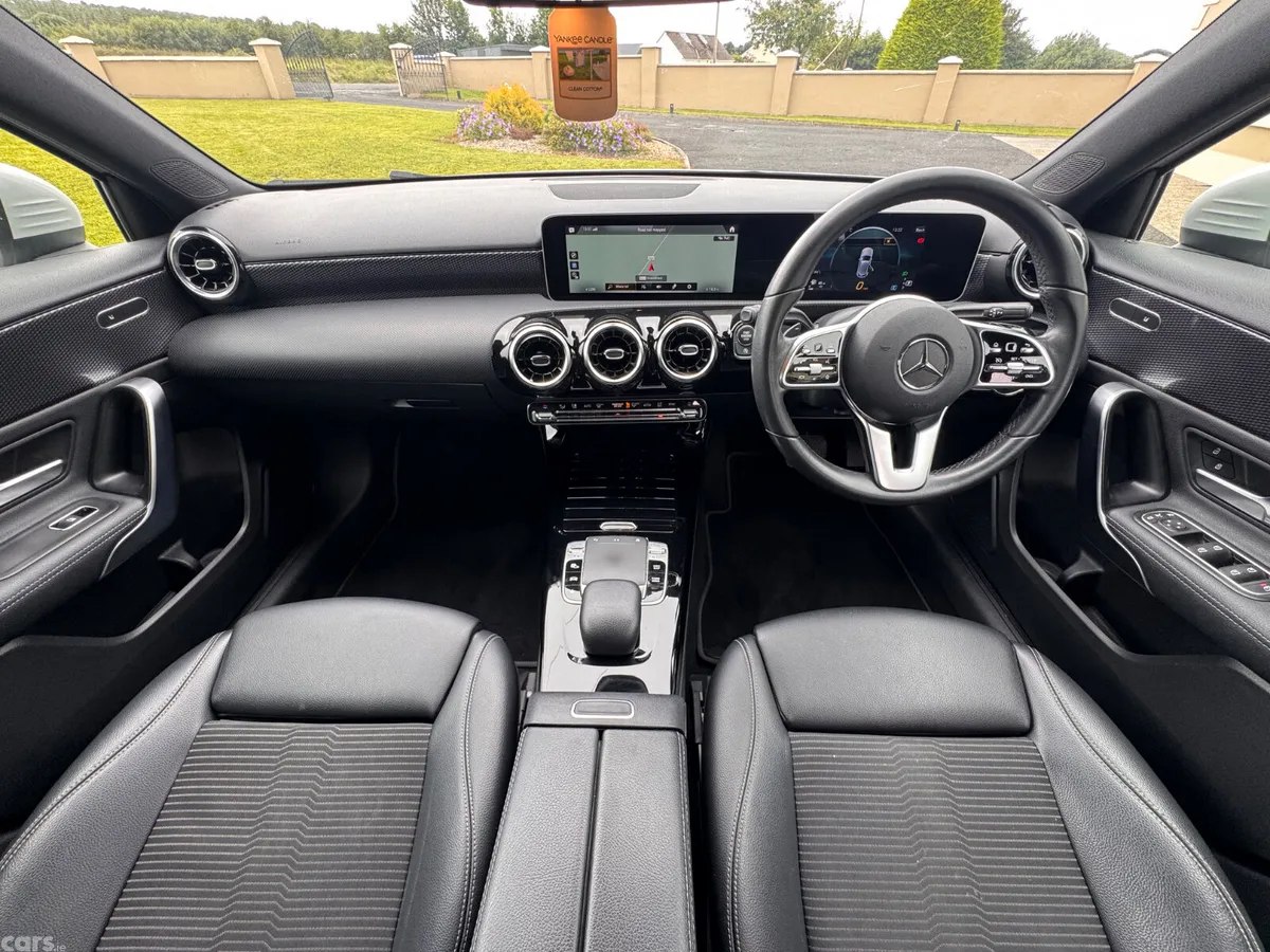Mercedes-Benz A-Class Hatchback, Diesel, 2019, White