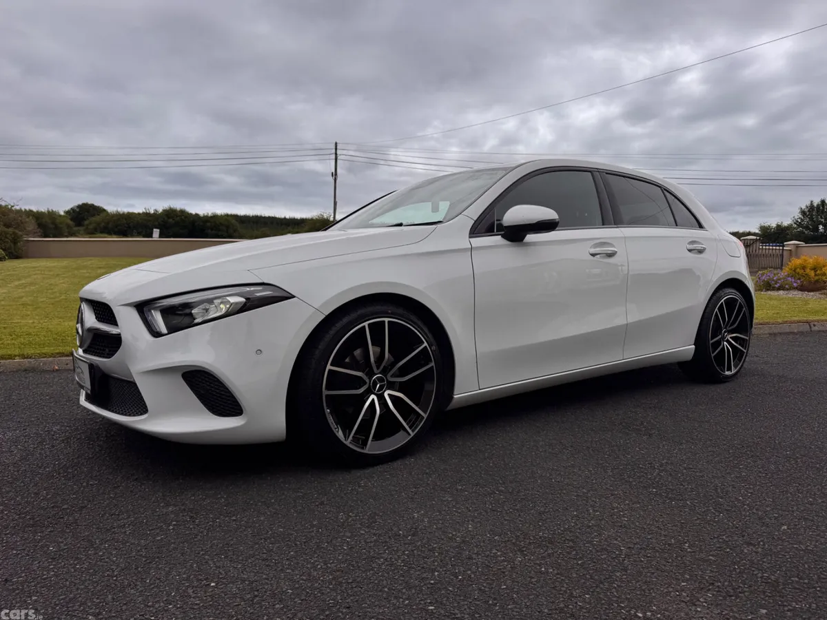 Mercedes-Benz A-Class Hatchback, Diesel, 2019, White