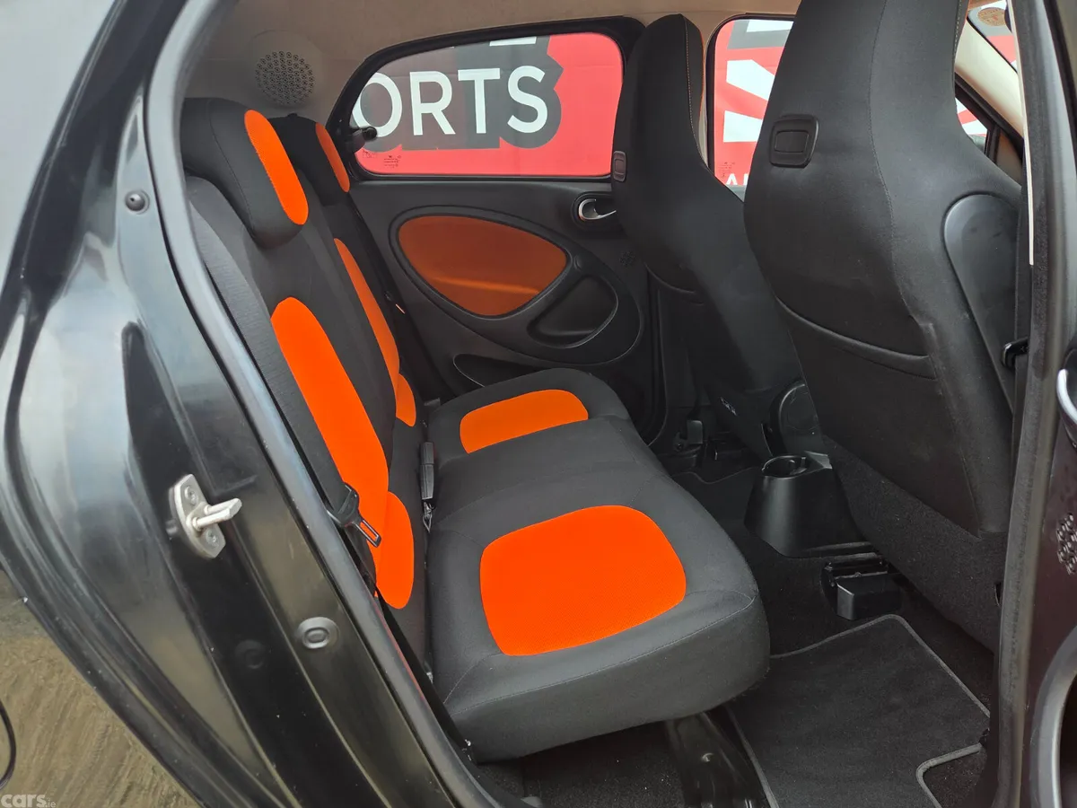 Smart Forfour Hatchback, Petrol, 2016, Black