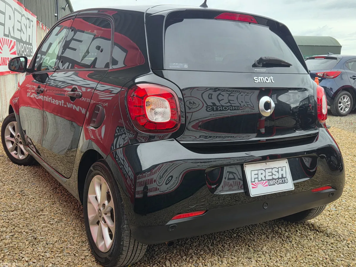 Smart Forfour Hatchback, Petrol, 2016, Black
