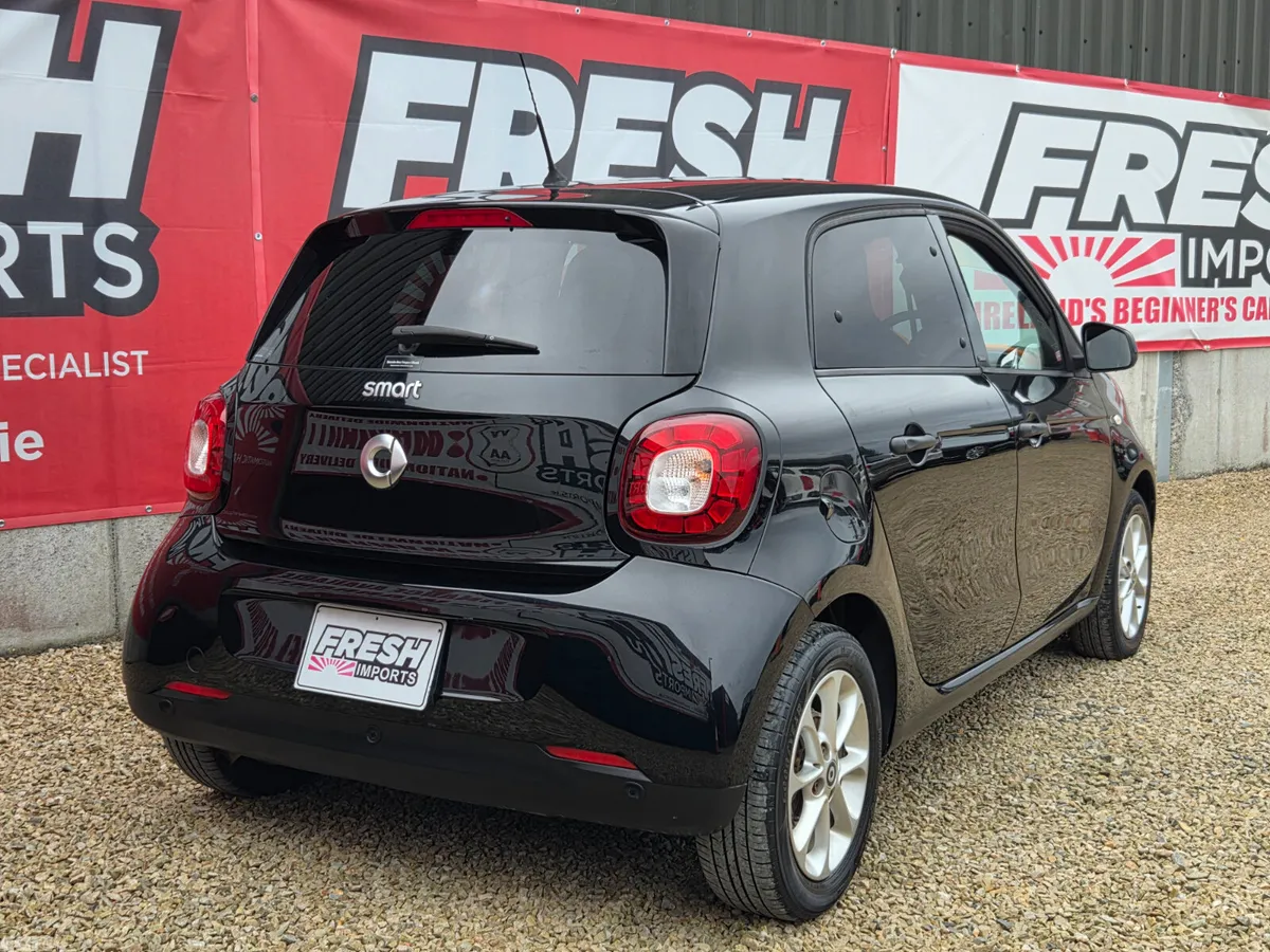 Smart Forfour Hatchback, Petrol, 2016, Black