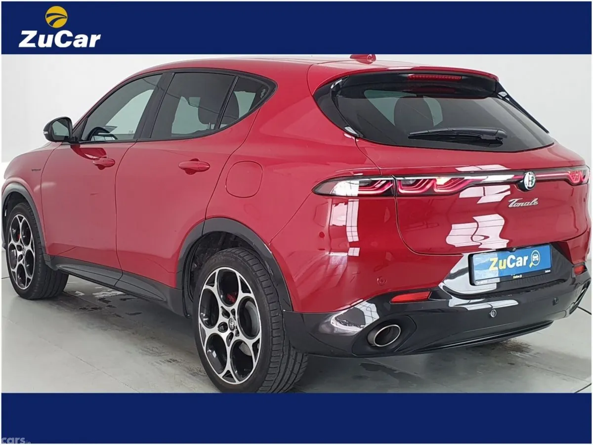 Alfa Romeo Tonale MPV, Petrol Plug-in Hybrid, 2023, Red