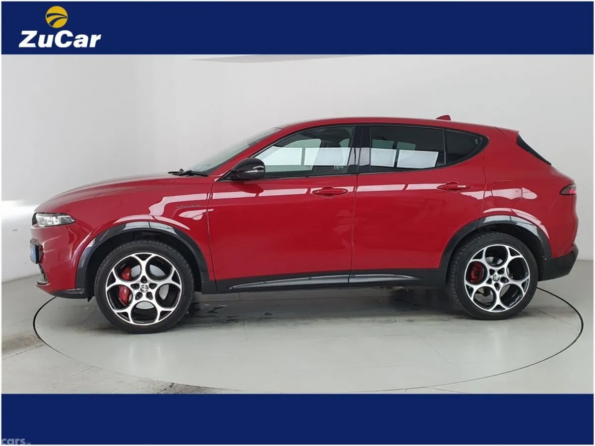 Alfa Romeo Tonale MPV, Petrol Plug-in Hybrid, 2023, Red
