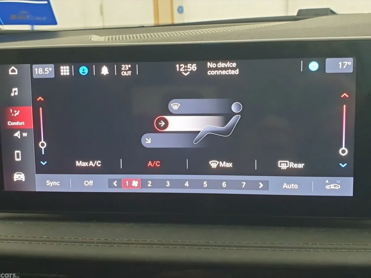 Alfa Romeo Tonale MPV, Petrol Plug-in Hybrid, 2023, Red