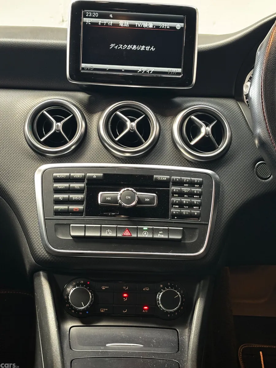 Mercedes-Benz A-Class Hatchback, Petrol, 2015, Silver