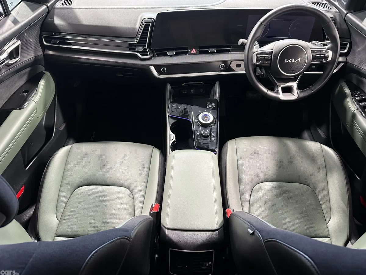 Kia Sportage SUV, Petrol Hybrid, 2025, Grey