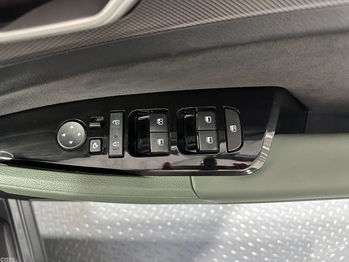 Kia Sportage SUV, Petrol Hybrid, 2025, Grey