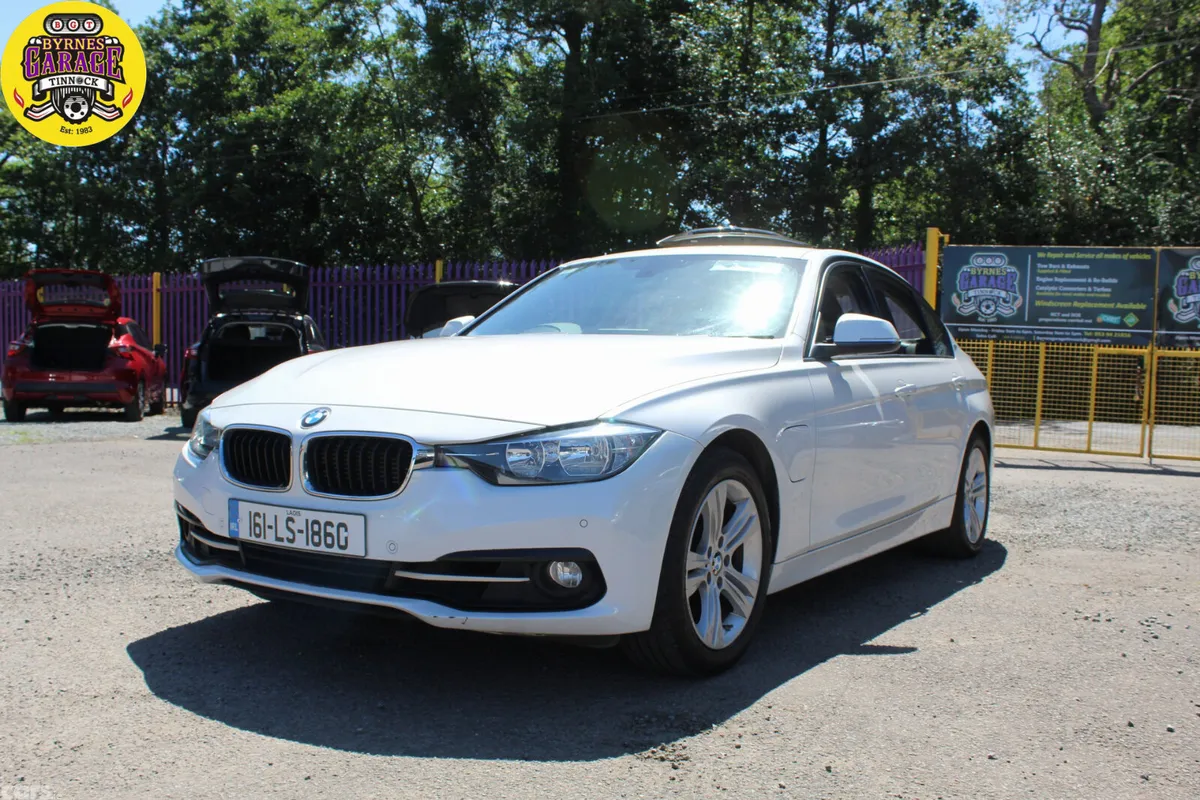 BMW 3-Series Saloon, Petrol Plug-in Hybrid, 2016, White