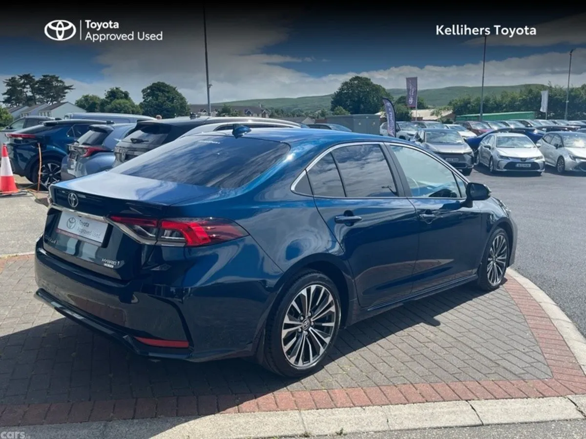 Toyota Corolla Saloon, Petrol Hybrid, 2023, Blue