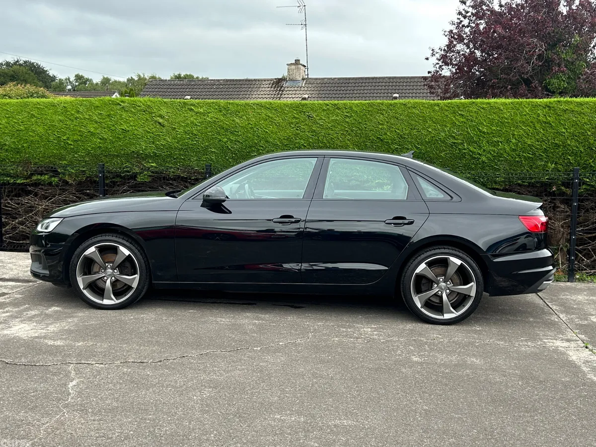 Audi A4 Saloon, Diesel Hybrid, 2023, Black