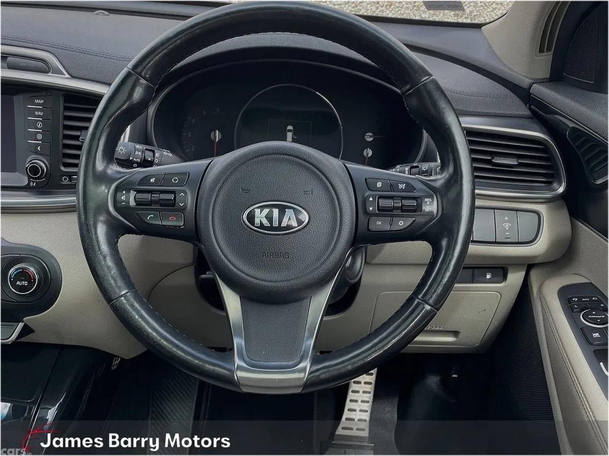Kia Sorento SUV, Diesel, 2018, Red