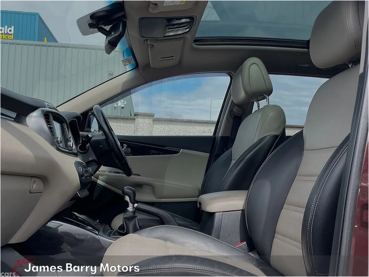 Kia Sorento SUV, Diesel, 2018, Red