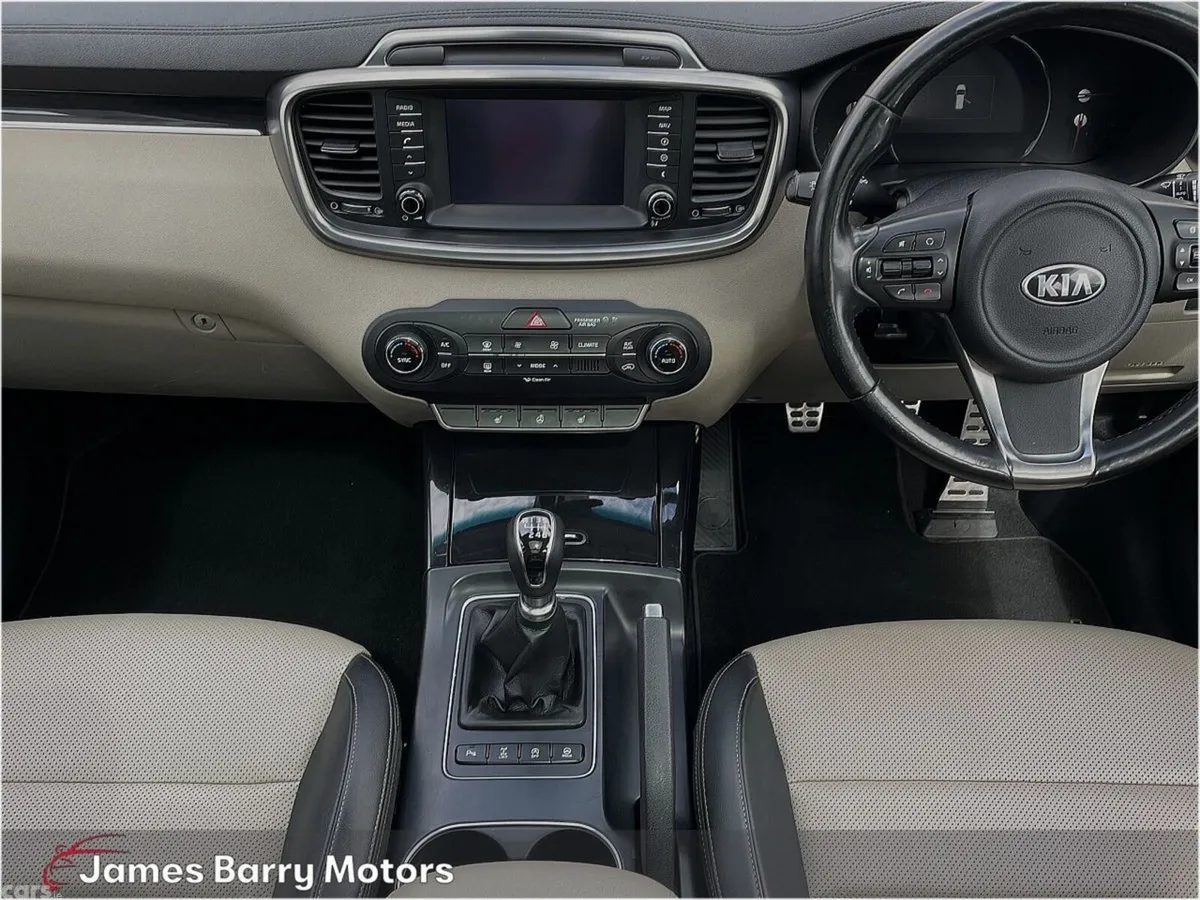 Kia Sorento SUV, Diesel, 2018, Red