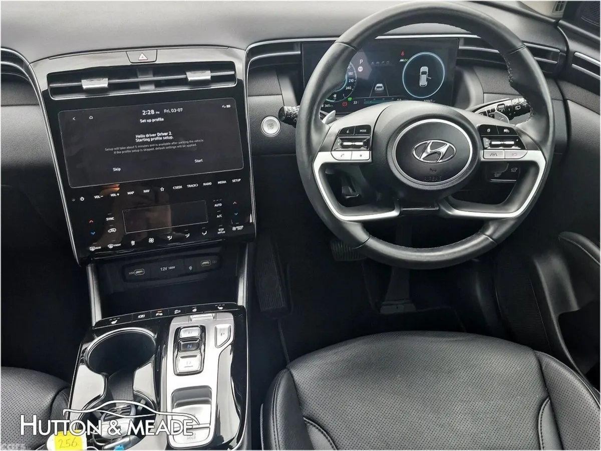 Hyundai Tucson SUV, Petrol Hybrid, 2023, Green
