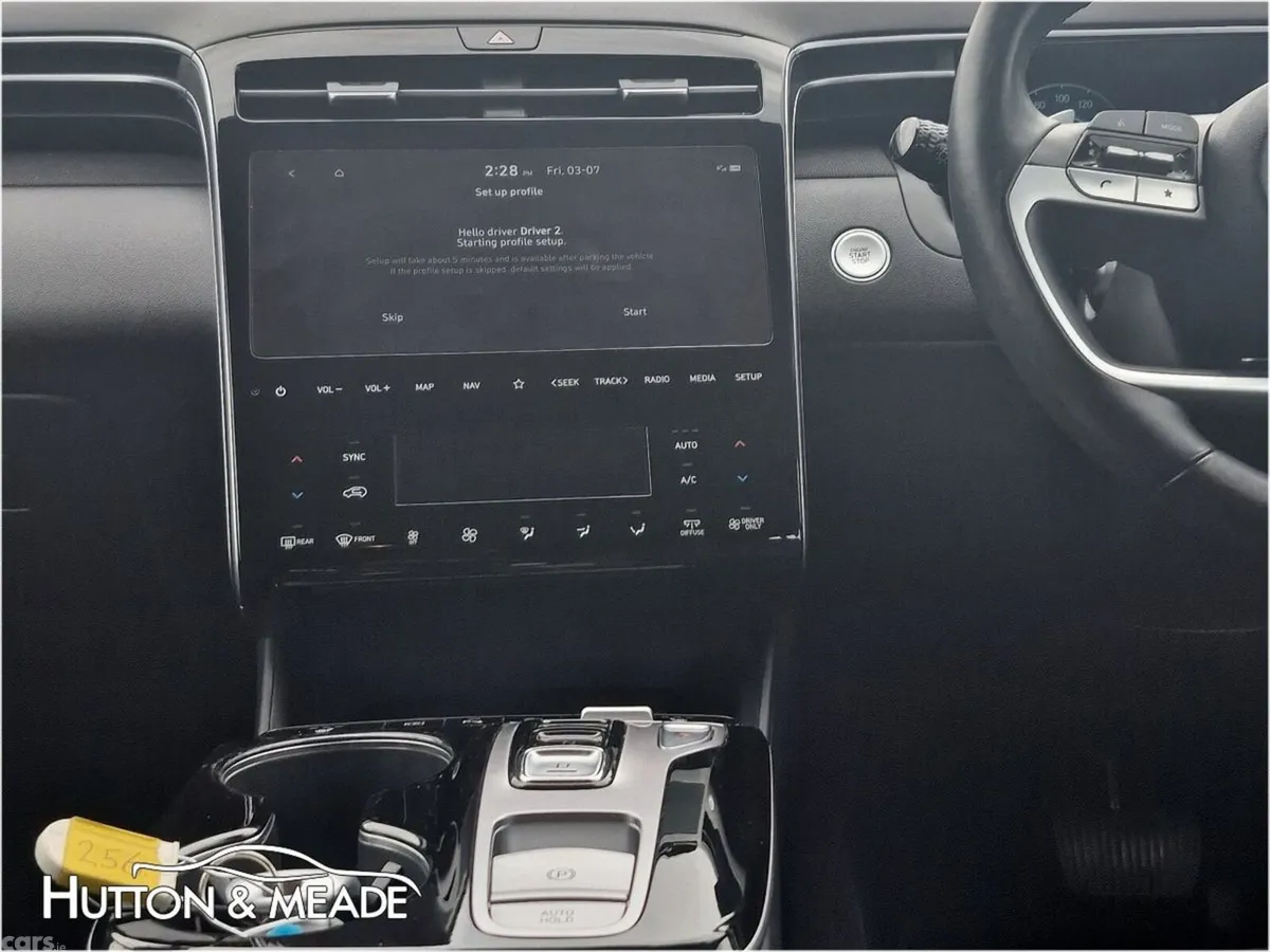 Hyundai Tucson SUV, Petrol Hybrid, 2023, Green