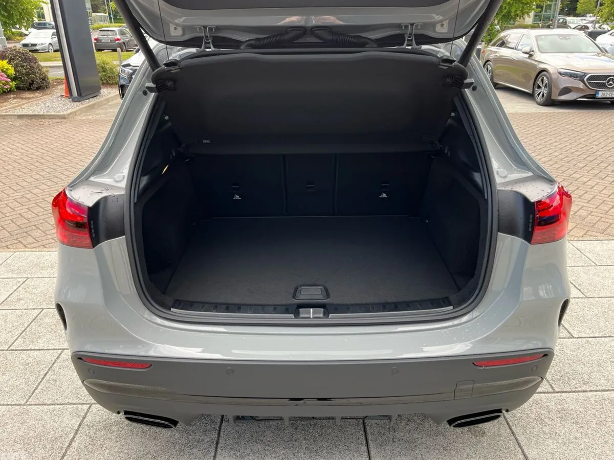 Mercedes-Benz GLA SUV, Diesel, 2026, Grey