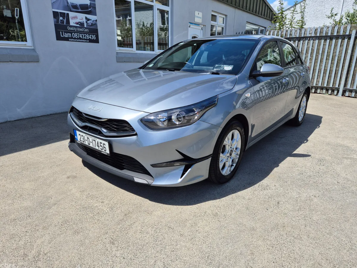 Kia Ceed Hatchback, Diesel Hybrid, 2023, Grey