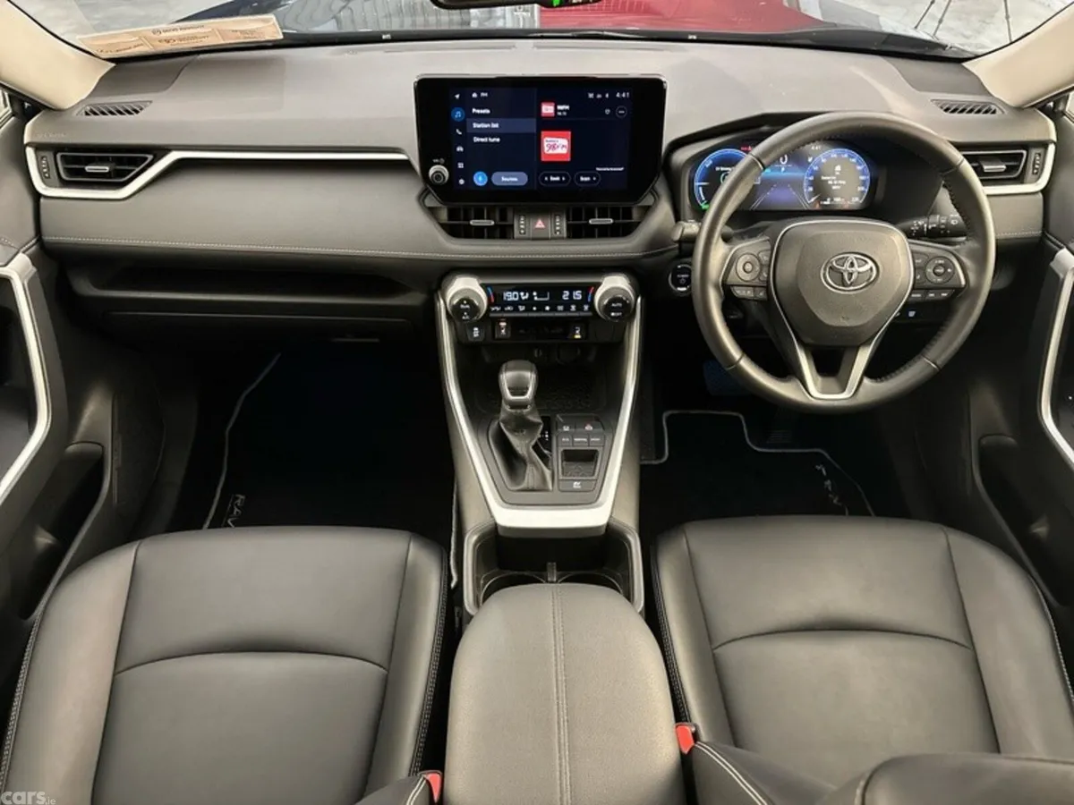 Toyota RAV4 SUV, Petrol Hybrid, 2023, Blue